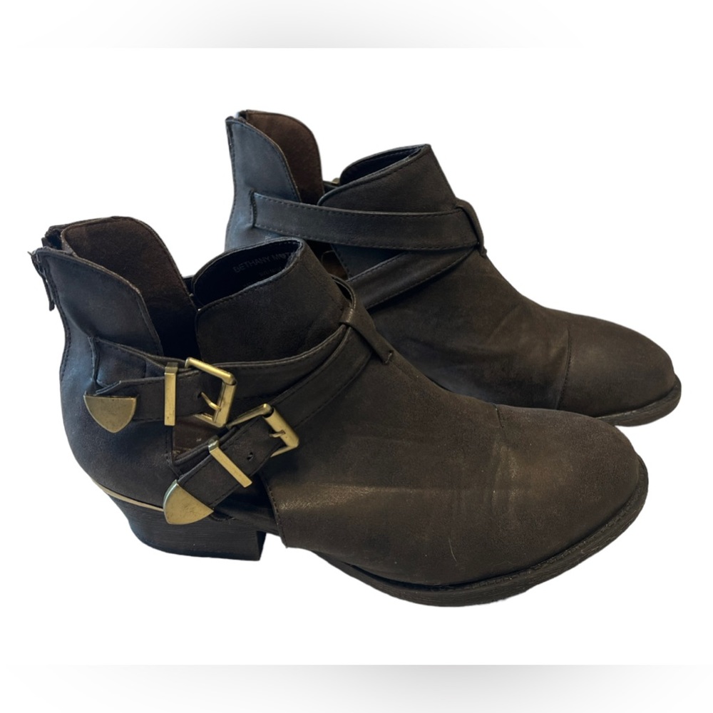 Bethany Mota Brown Gold Buckle Ankle Boots size 9 Shabby Chic Boho